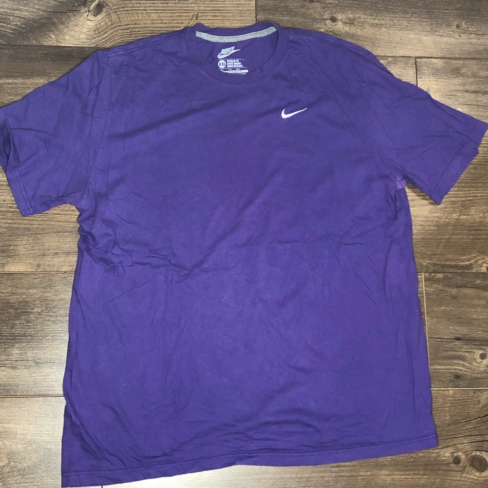 Nike tee shirt
